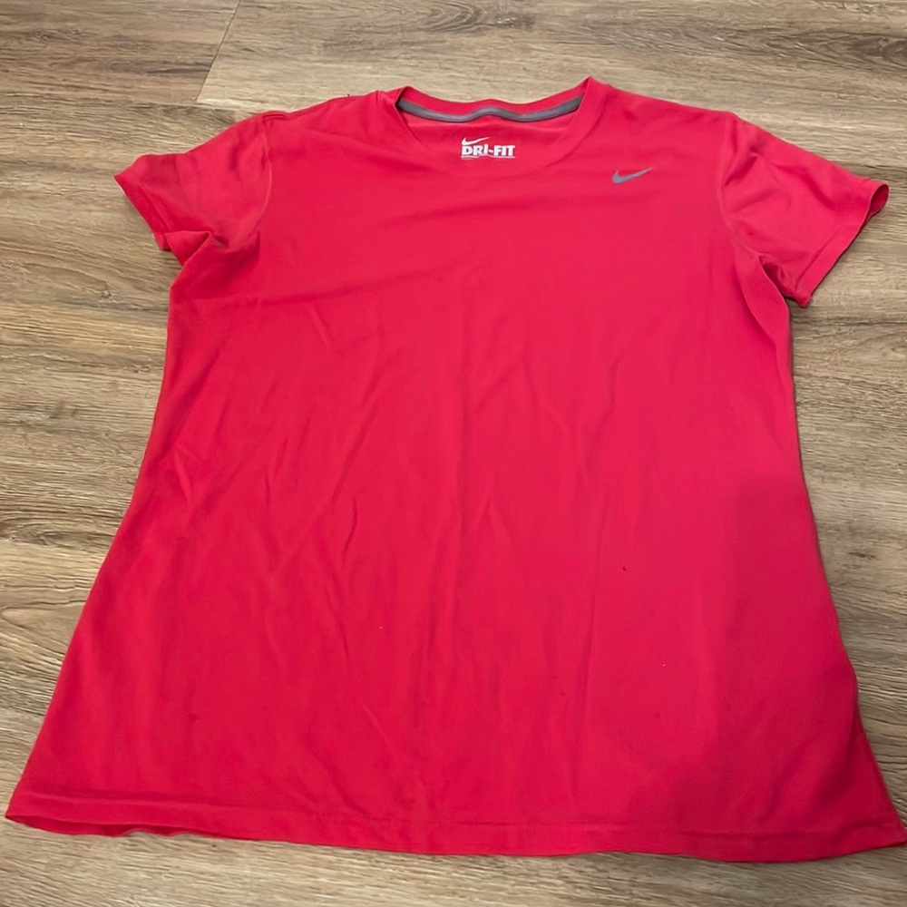 Nike dri-fit tee Size Large